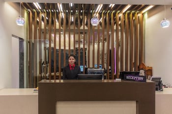 hotel suktara international