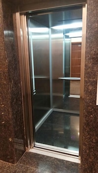 hotel suktara international