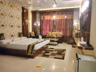 hotel rajahamsa