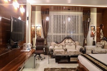hotel rajahamsa