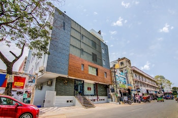 capital o 10823 pratibha grand