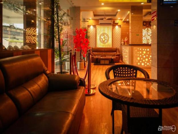 paradise ganga a river side hotel