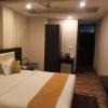paradise ganga a river side hotel