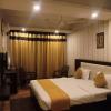 paradise ganga a river side hotel