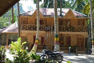 gold india beach resort