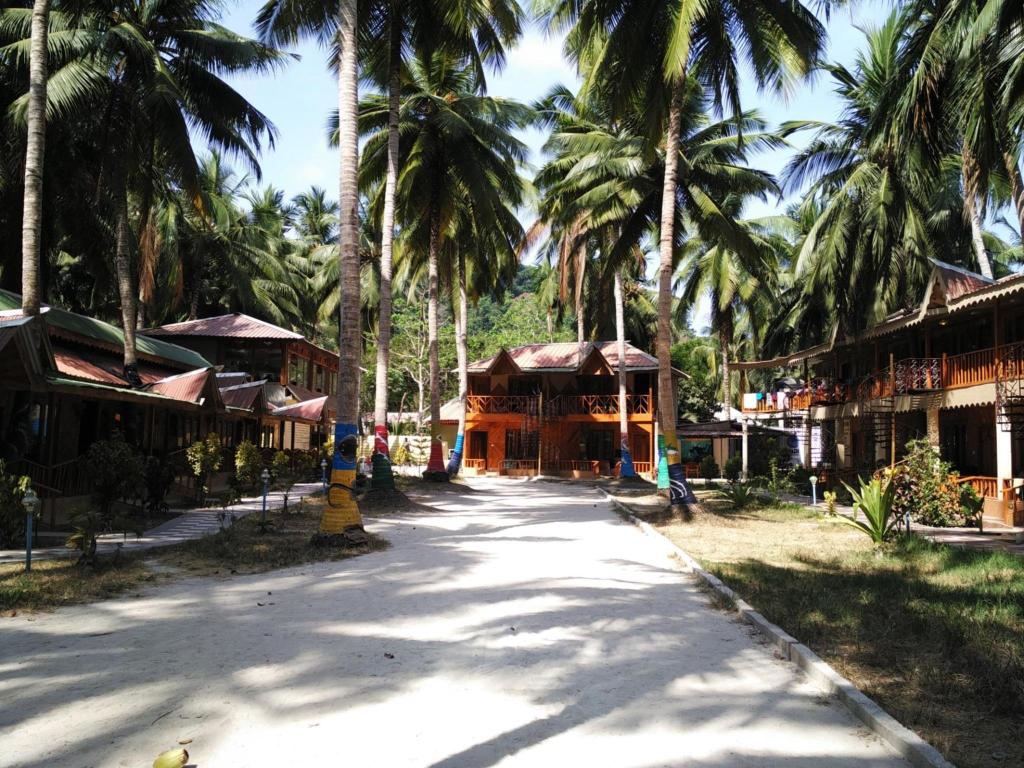 gold india beach resort