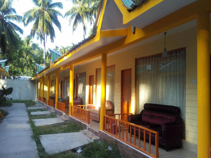 gold india beach resort