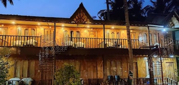 gold india beach resort