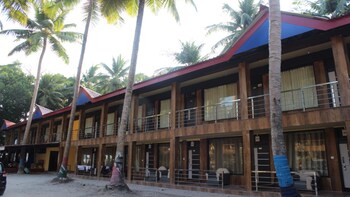 gold india beach resort