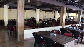 gold india beach resort