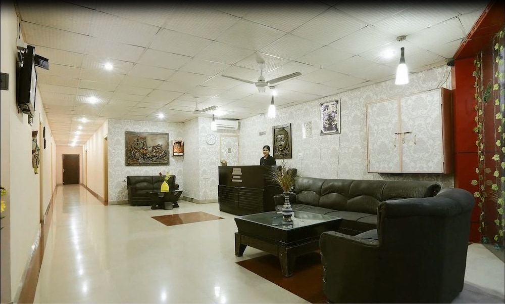 hotel green lotus dwarka