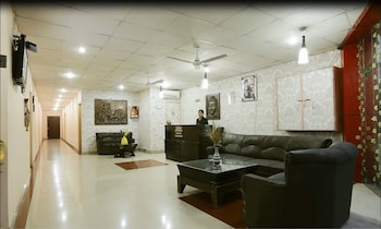 hotel green lotus dwarka