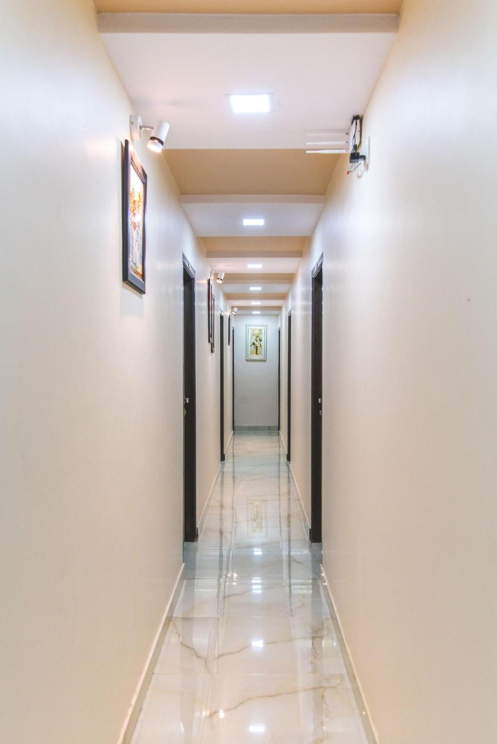 hotel nest inn malad