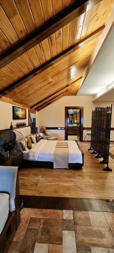 chamong chiabari mountain retreat