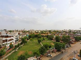 hotel shiv palace