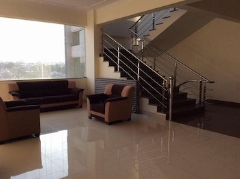 Hotel Shiv Palace,Shyam Nagar,3 star