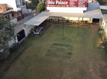 hotel shiv palace