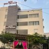hotel shiv palace