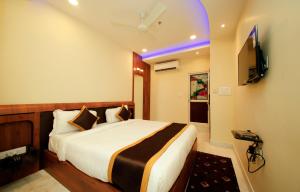 Capital O 8565 Hotel Golden Palace,Kolkata>>Howrah,3 star