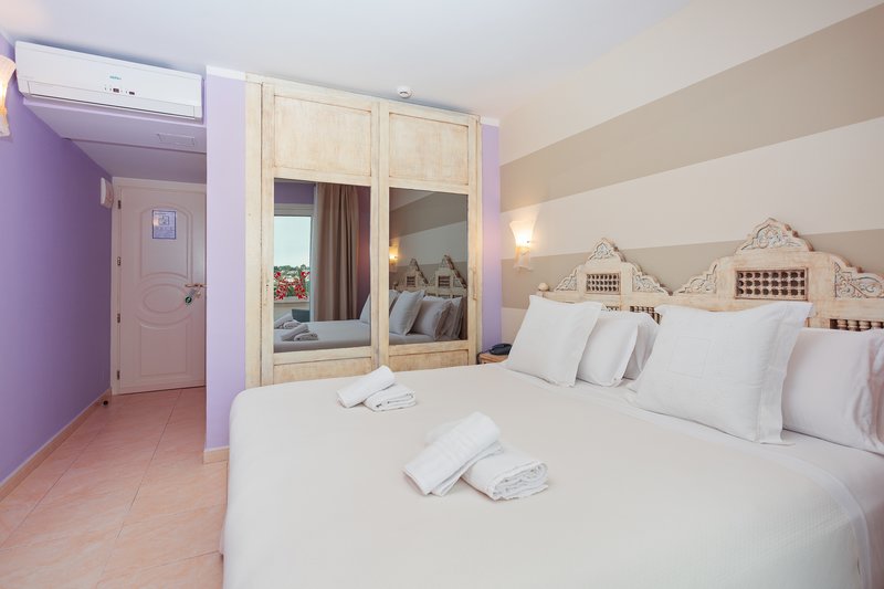 hotel sa barrera adults only