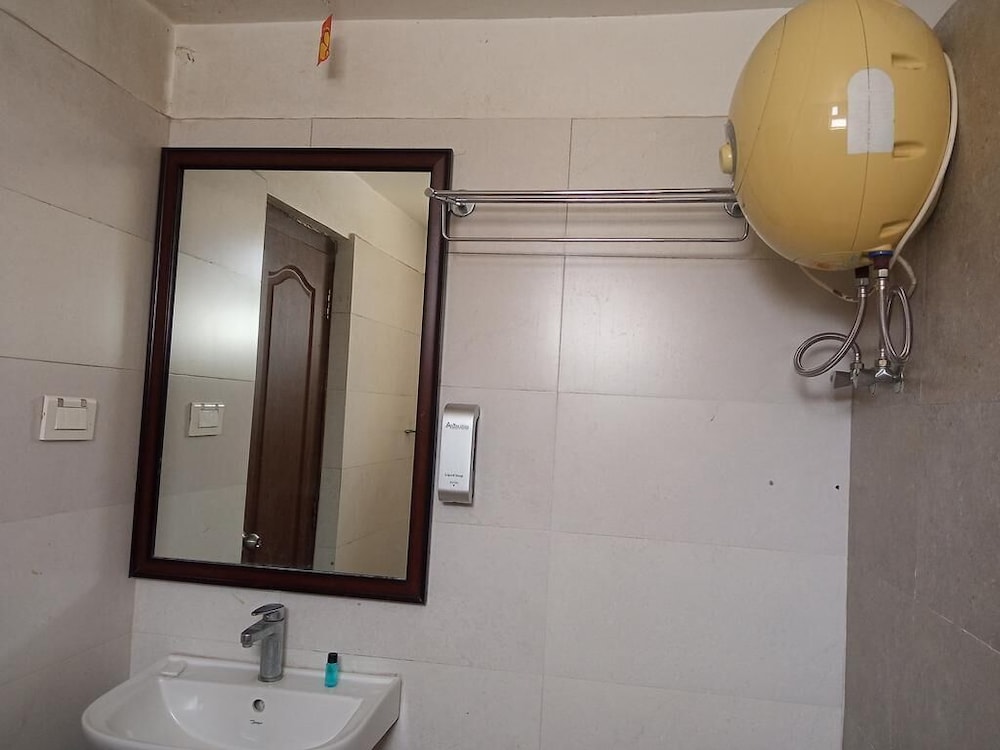 hotel shree hari grand