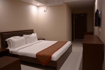 hotel shree hari grand