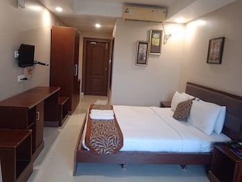 hotel shree hari grand