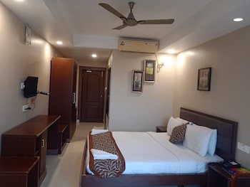hotel shree hari grand