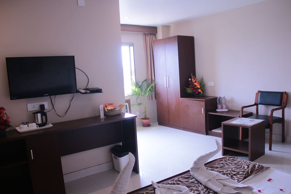 hotel shree hari grand