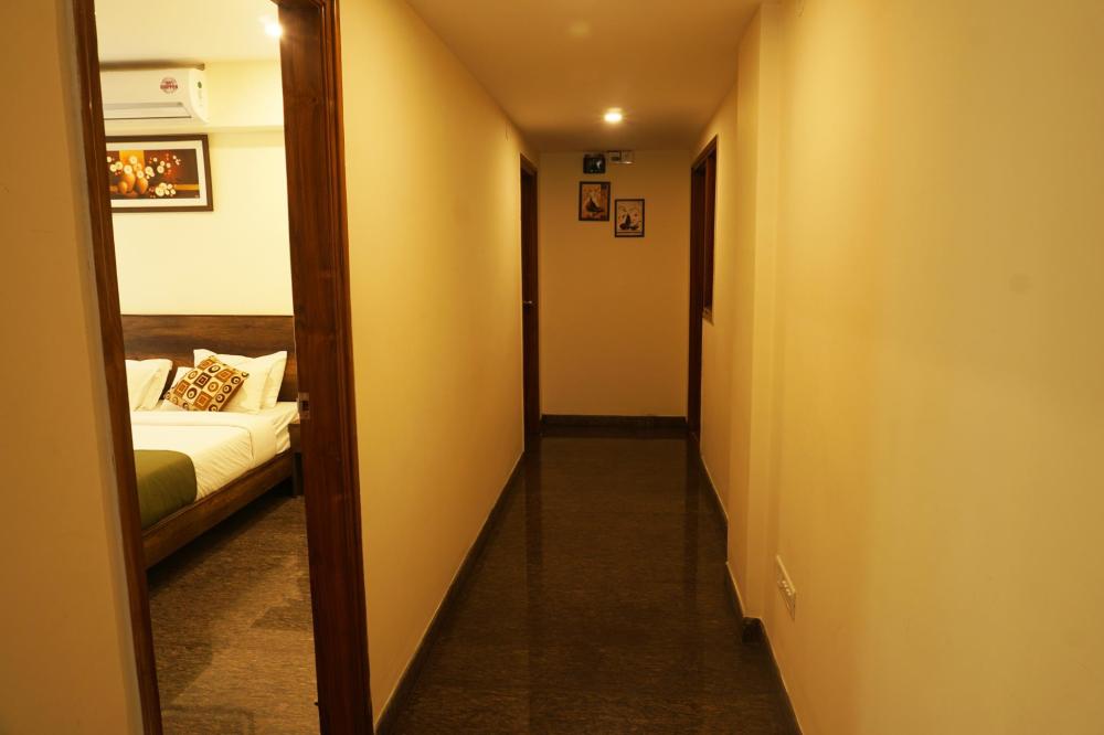 hotel royal serenity kammanahalli
