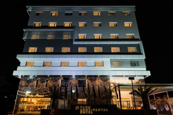 Park Continental,Humayun Nagar,3 star