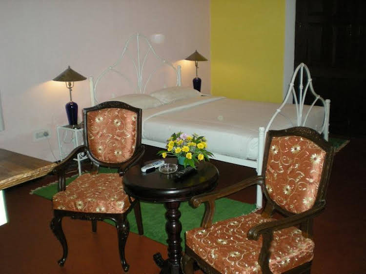 180 mciver a heritage villa coonoor