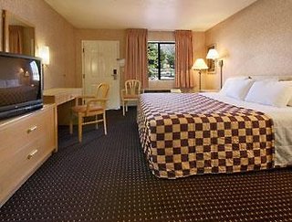 Days Inn By Wyndham East Albuquerque,Bernalillo>>Albuquerque,2 star