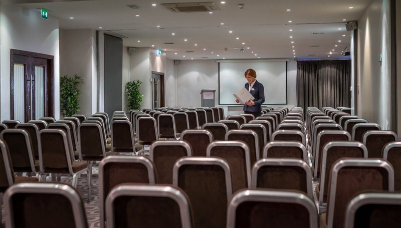 maldron hotel dublin airport