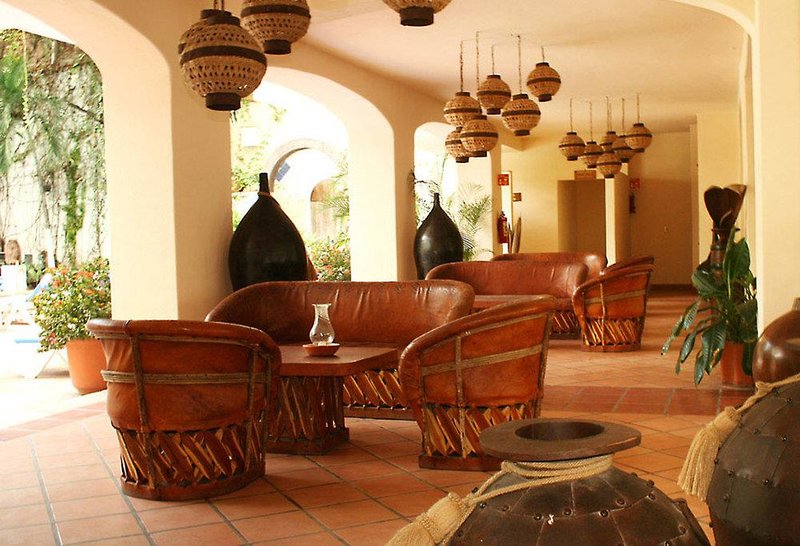 los arcos suites