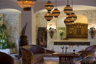 los arcos suites