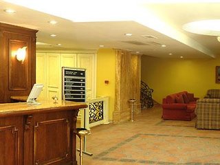 hotel golden crown
