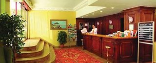 hotel golden crown