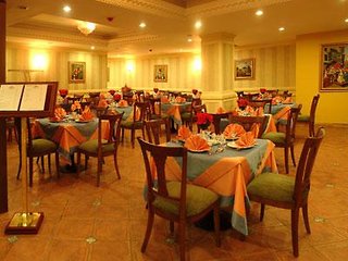 hotel golden crown