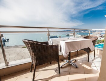 buyukada comfort hotel