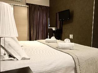 Mc Queen Rooms & Apartments,Attica>>Athens,3 star