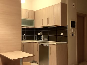 mc queen rooms and apartments