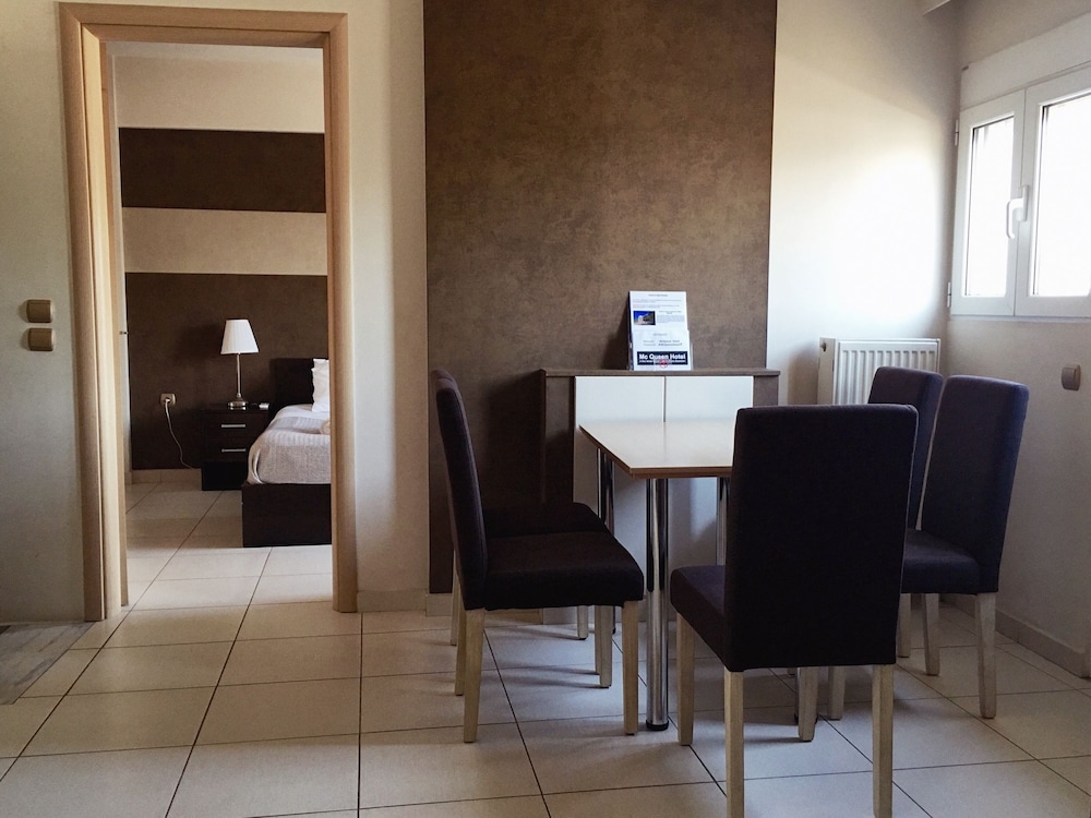 mc queen rooms and apartments