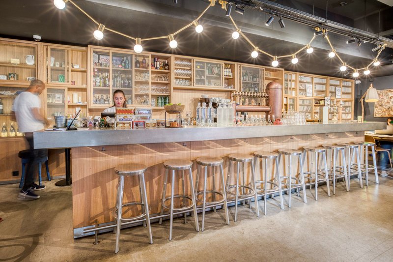 mob hotel paris les puces