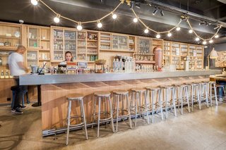 mob hotel paris les puces