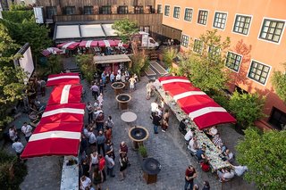 mob hotel paris les puces