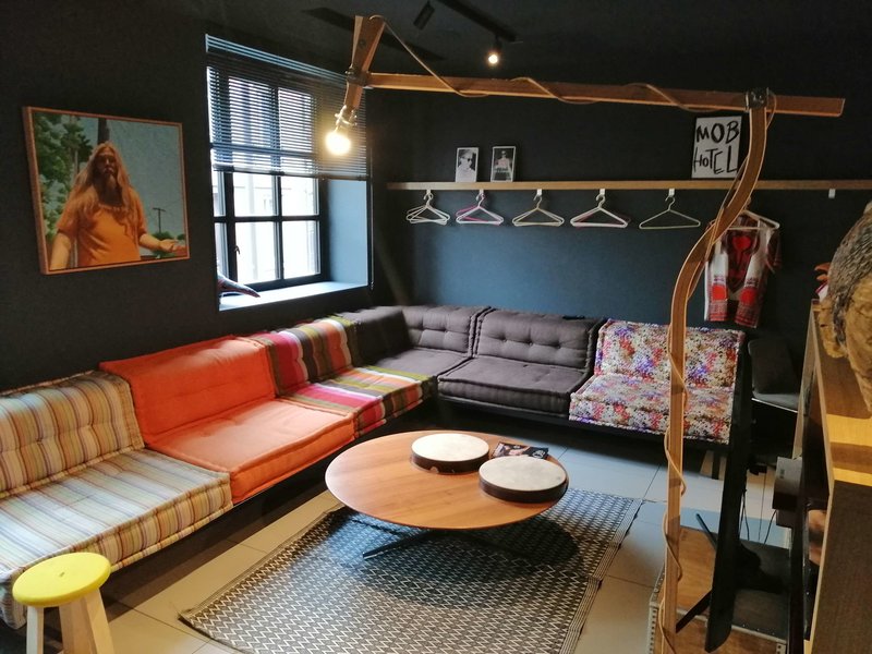 mob hotel paris les puces