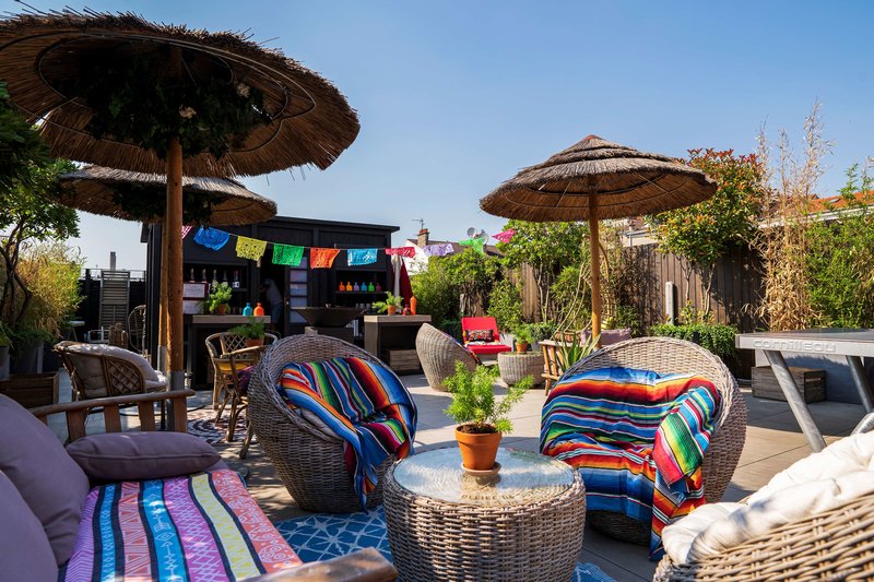 mob hotel paris les puces