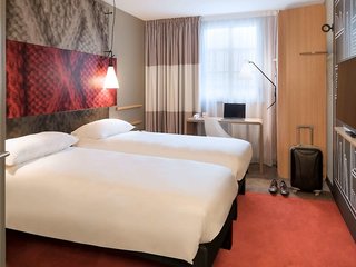 Ibis Saint Germain En Laye Centre,Chambourcy>>Acheres,3 star