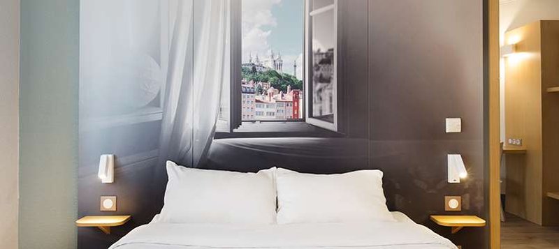 bandb hotel lyon st bonnet mi plaine